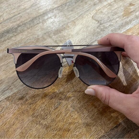 Max Studio Cat Eye Sunglasses, NWT - Picture 3 of 7